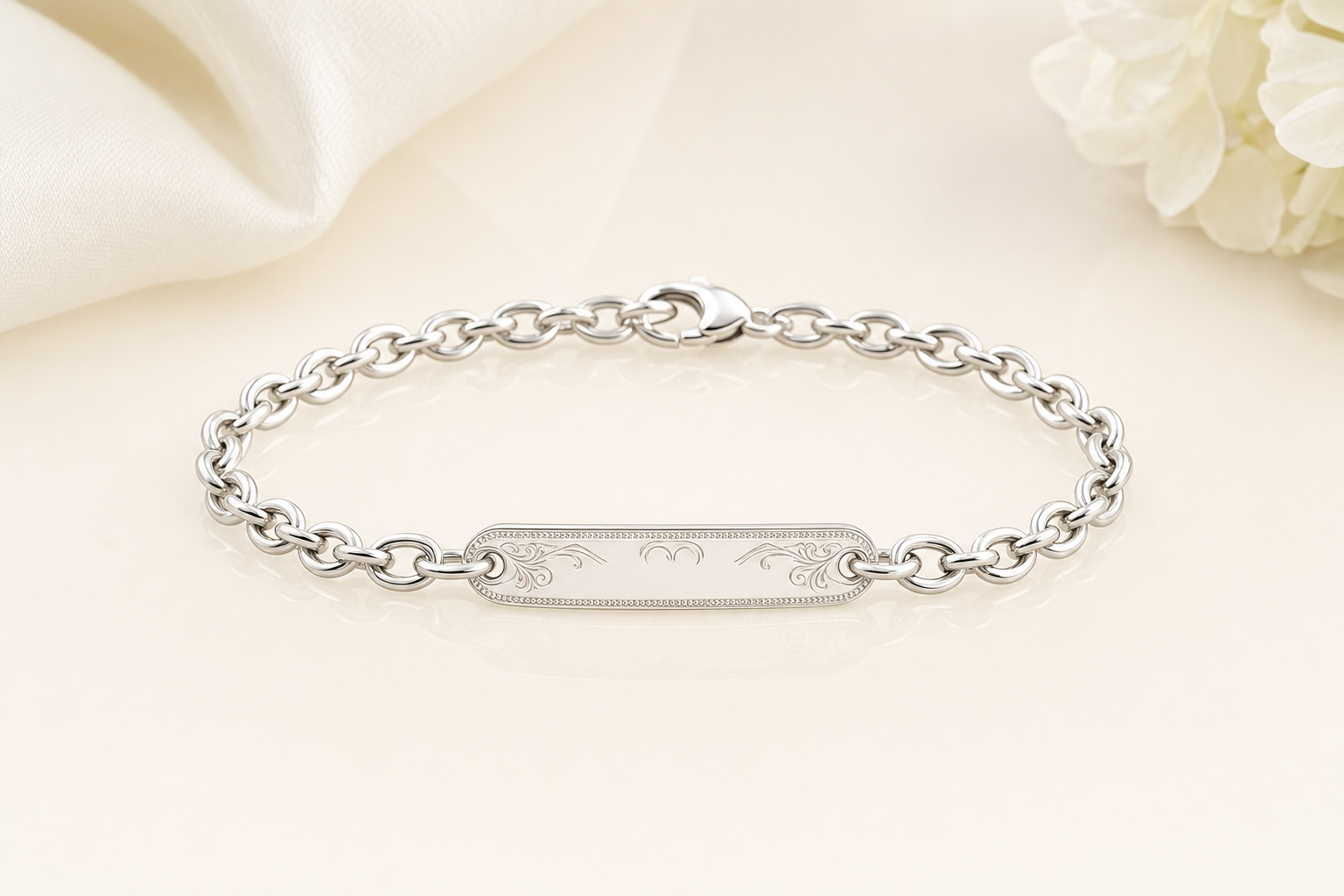Solyre Handwritten Bracelet - silbernes Armband mit Gravur
